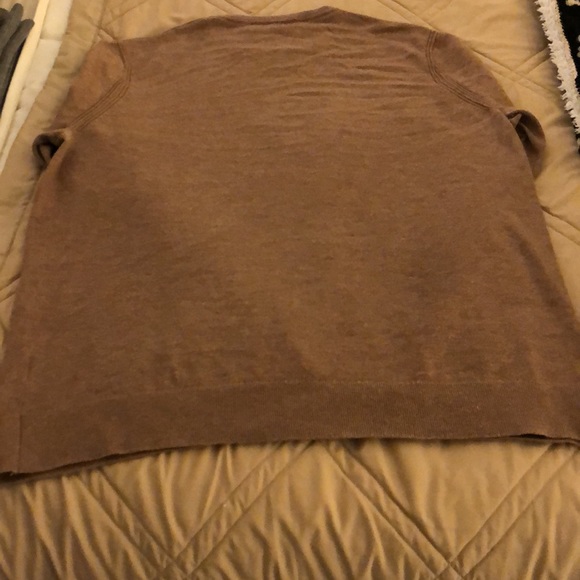 Theory oversized crew neck sweater, camel color, size XL - Picture 3 of 5